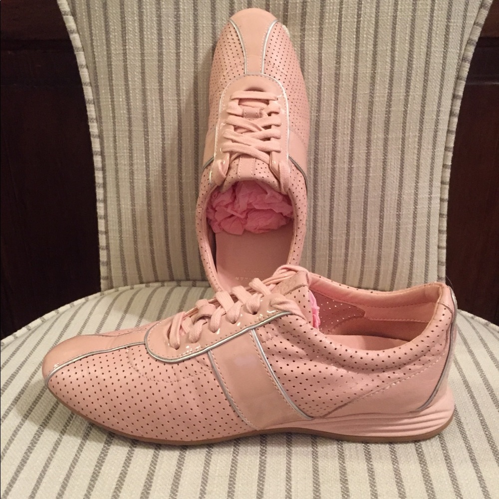 Cole Haan women’s LEATHER Bria Grand.OS sneaker